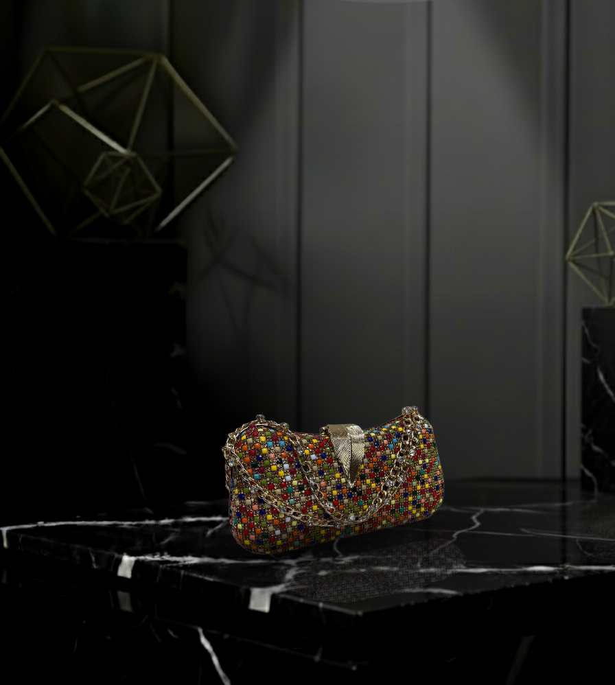 Chic Woven-Pattern Crescent Clutch with Metallic Clasp Detail ⛓️🌙