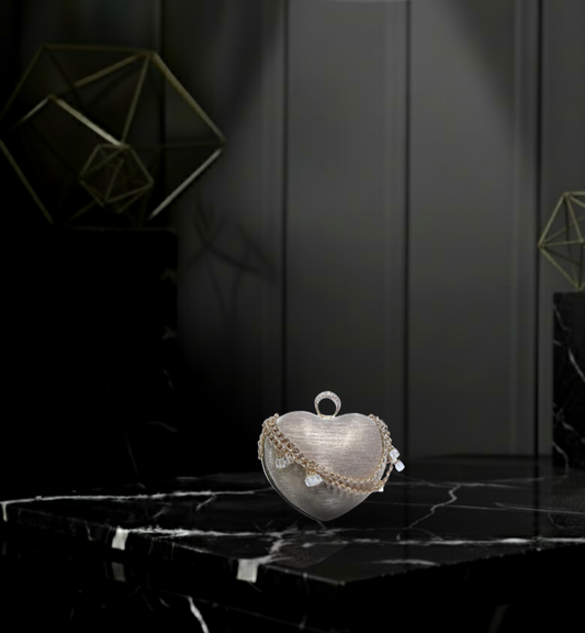 Glamorous Heart-Shaped Evening Clutch💓